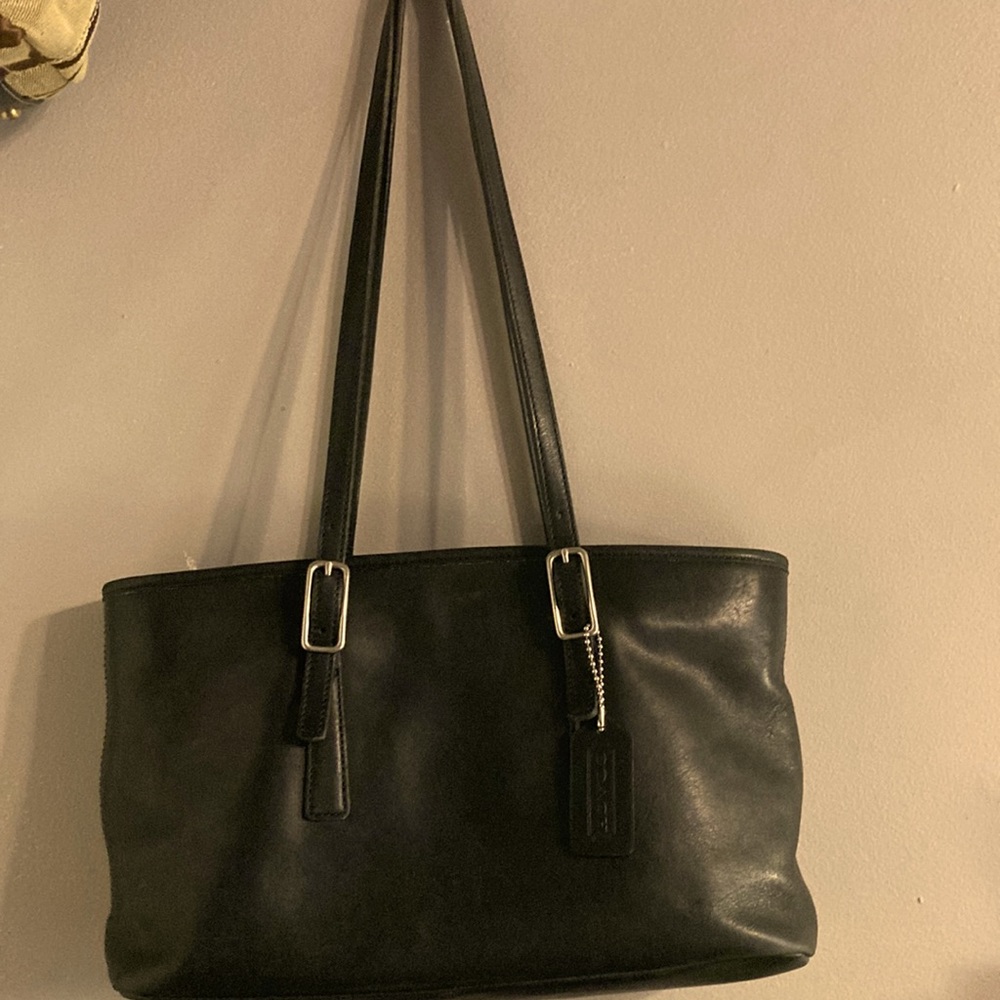 Coach Shoulder Bag! Medium Black leather with silver hardware!